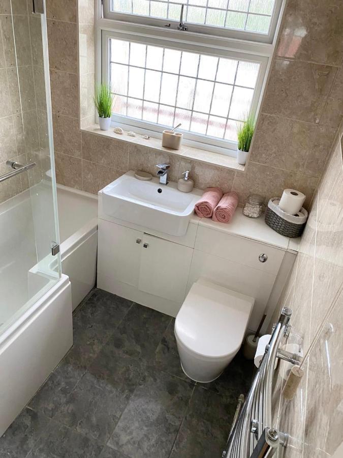 Beautiful Newly Renovated House In Rainham Essex Vila Exterior foto